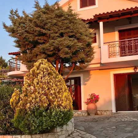 Casa Nobile فيلة Lavonikes